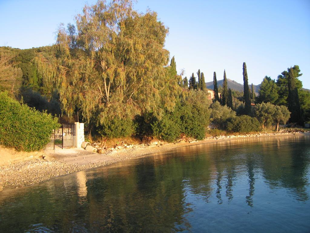 Villa Korakias Seaview Yénion Exterior foto