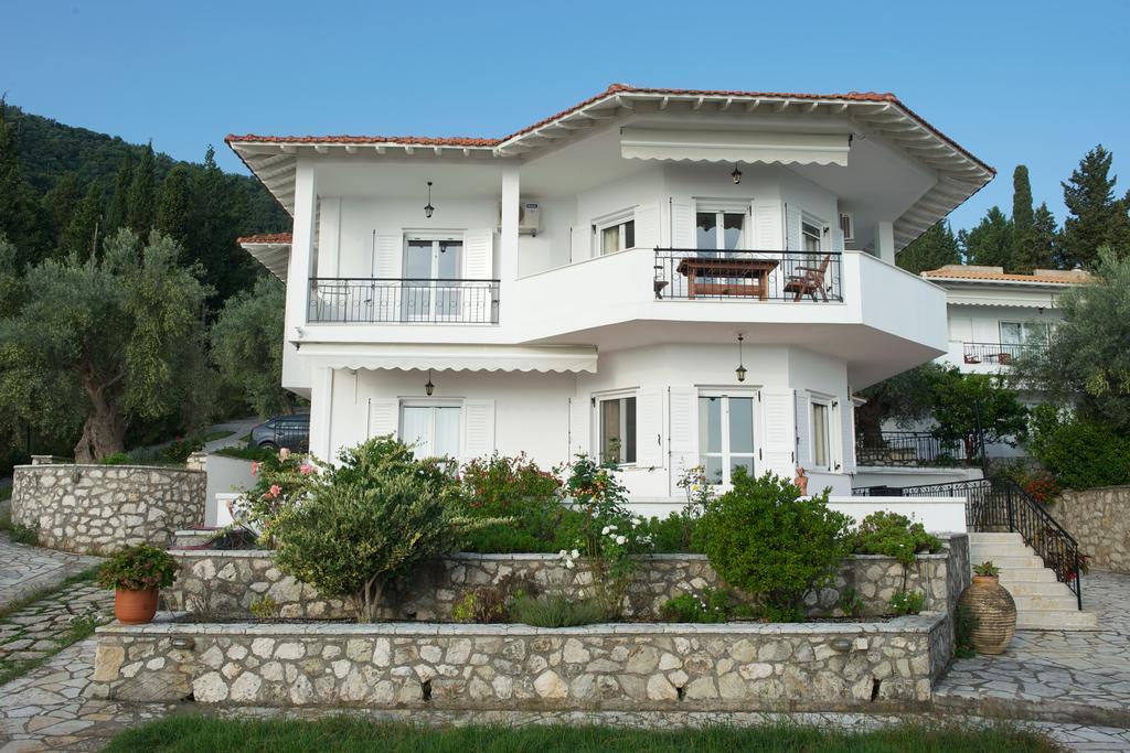 Villa Korakias Seaview Yénion Habitación foto
